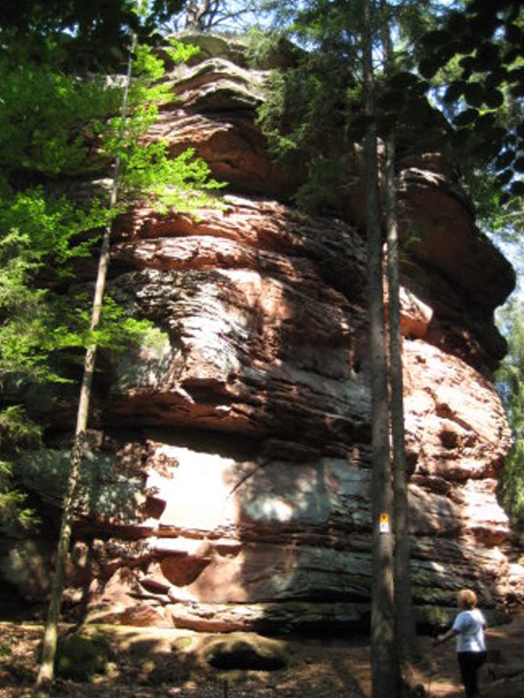 Hirschfels auf dem Dahner Felsenpfad